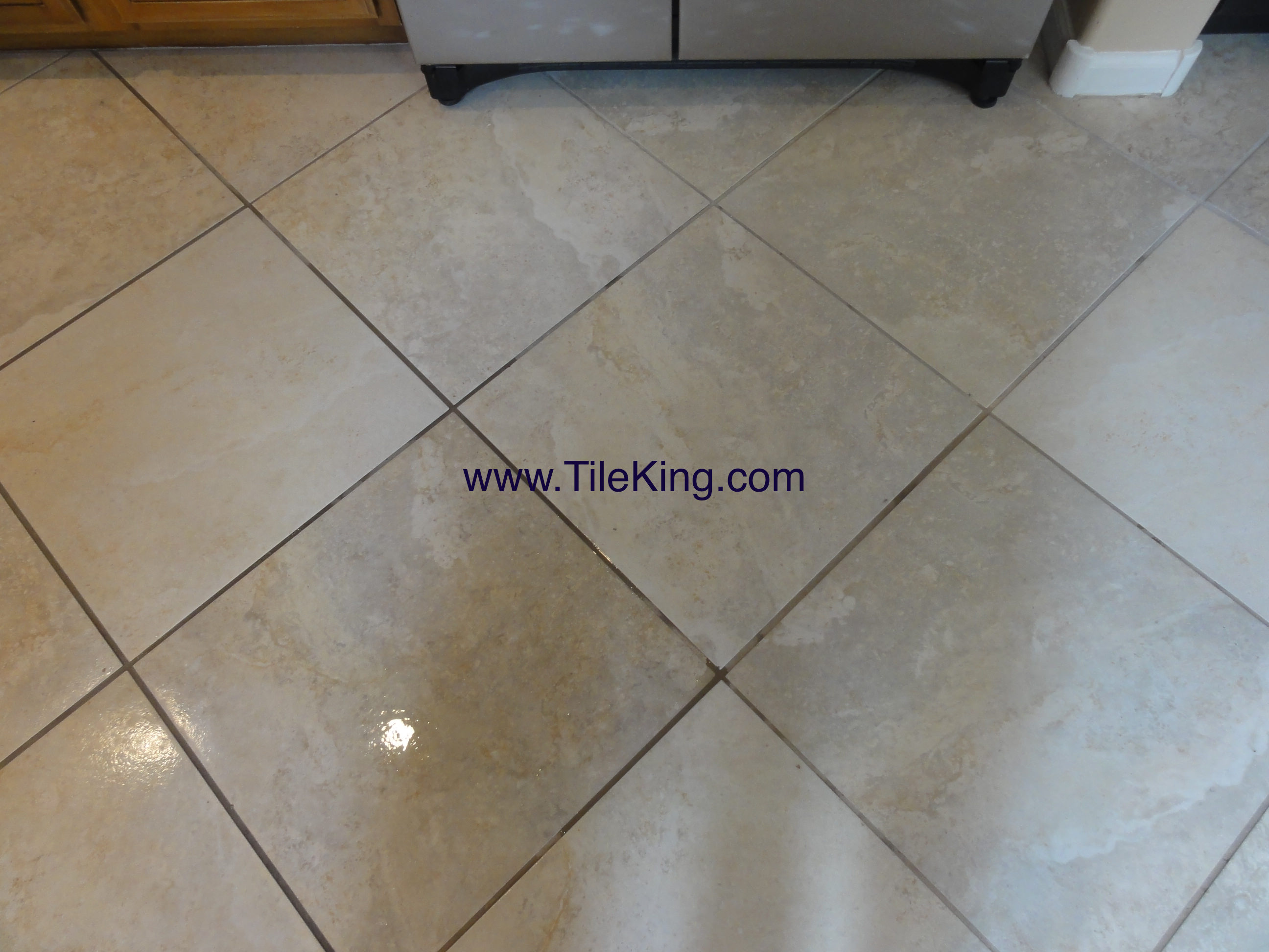 travertine tile before cleaning and sealing